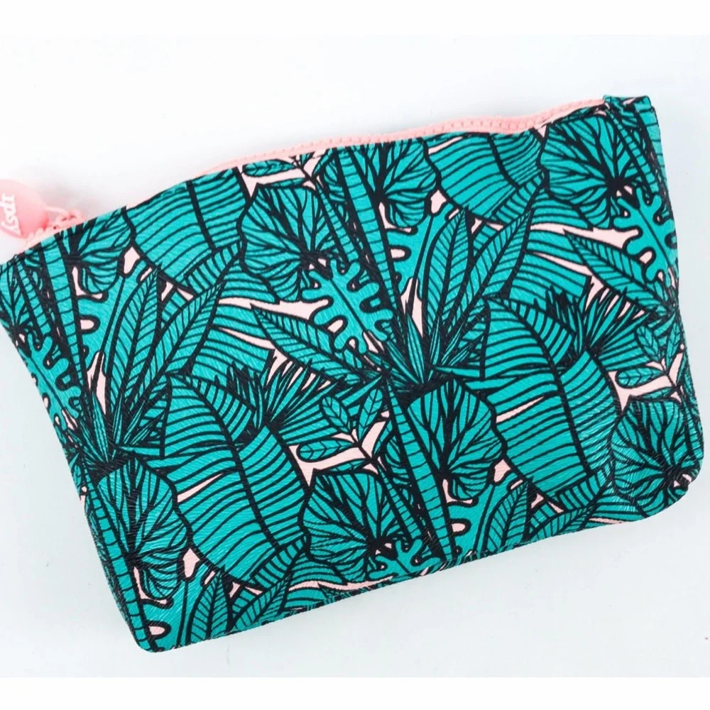 IPSY TROPICAL THEMED GLAM COSMETIC CLUTCH BAG